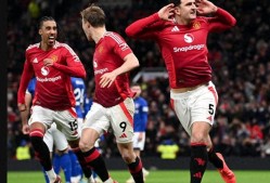 雷竞技体育 -欧超杯赛前走向成谜，曼联主帅复盘，悬念犹存，赛季目标并未改变的简单介绍